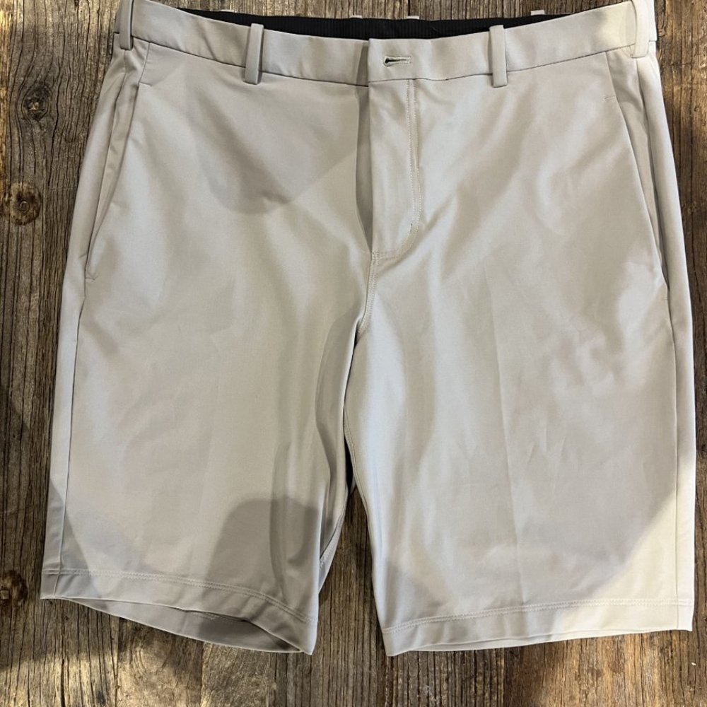 NWOT Lululemon Men's Tan Shorts